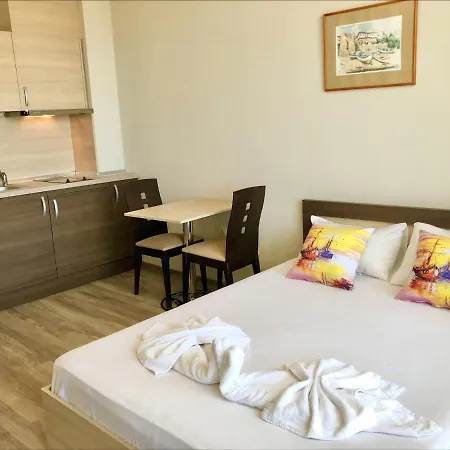 Apartment Sorrento - Menada Sveti Vlas