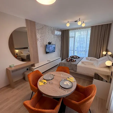 Sorrento - Menada Apartment *