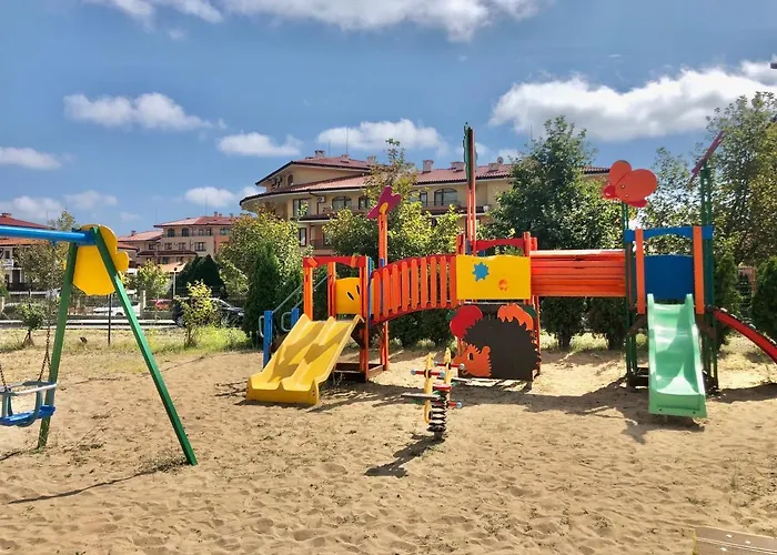 Апартамент Sorrento - Menada Свети Влас